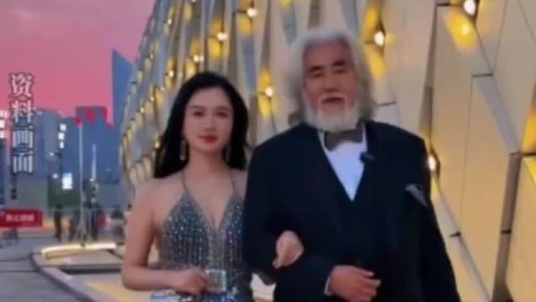 张纪中被曝婚内出轨杜星霖,偷偷转移千万资产