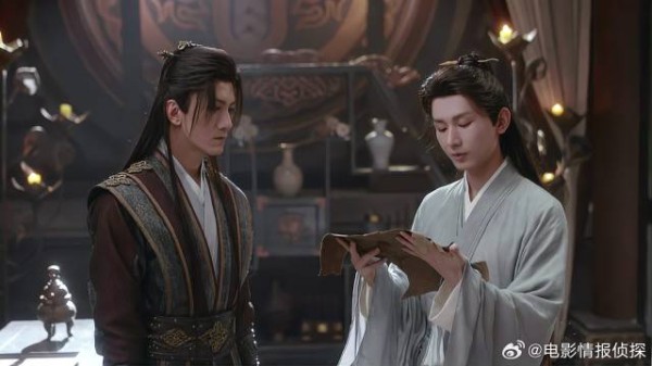 笛飞声带李莲花找到密室 不料被发现，李莲花直呼太惨了