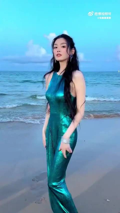她家我记得之前有人说过家境不错