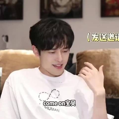 可是她爸真的很帅呀！羡慕小月亮我说倦了！