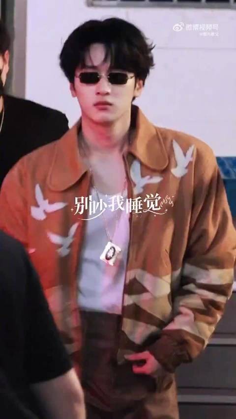 近日赛事组成员@时代少年团-严浩翔 在
