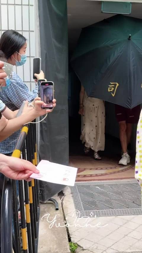 祖儿太暖了吧，不收粉丝礼物的原因是怕大家瞎花钱 谨记姐姐的劝告