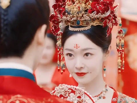 三对情侣终成眷属
