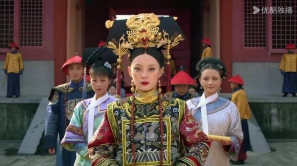 甄嬛回宫眉庄真心相迎,皇后暗生危机后宫争斗起