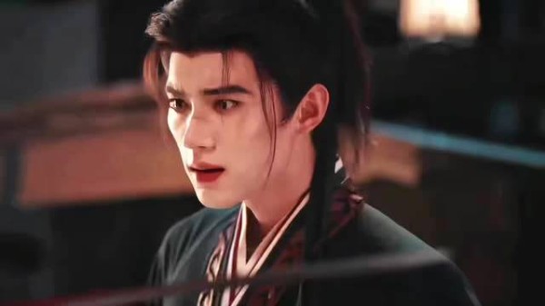 周翊然主演《翘楚》热度破万，成2026优酷首位00生