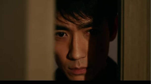 朱一龙这眼神戏绝了，你分得清他是守护者还是叛徒吗？