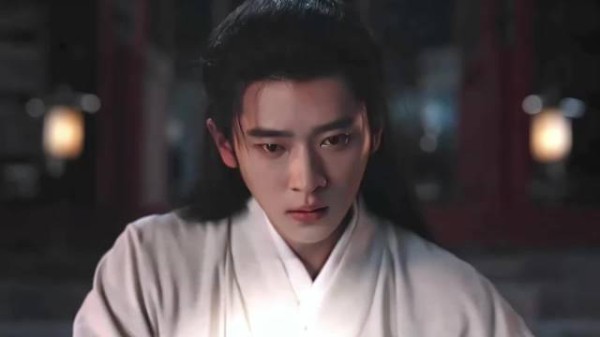 年上好，年纪大会疼人