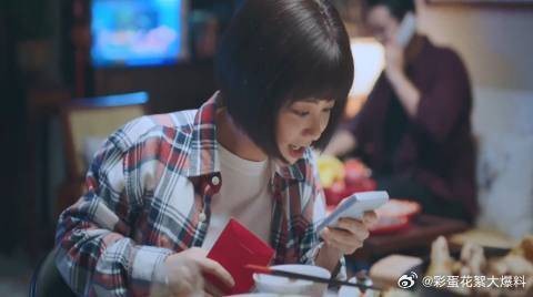 谭松韵宋威龙张新成视频团聚,兄妹亲情跨越千里