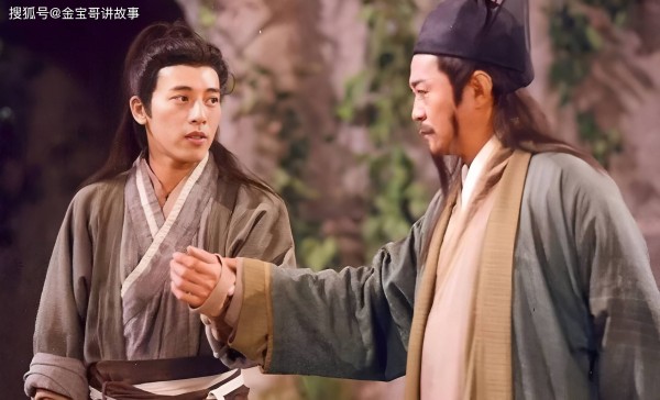 岳不群为何多次陷害令狐冲？你看令狐冲父亲是谁，岳不群恨之入骨