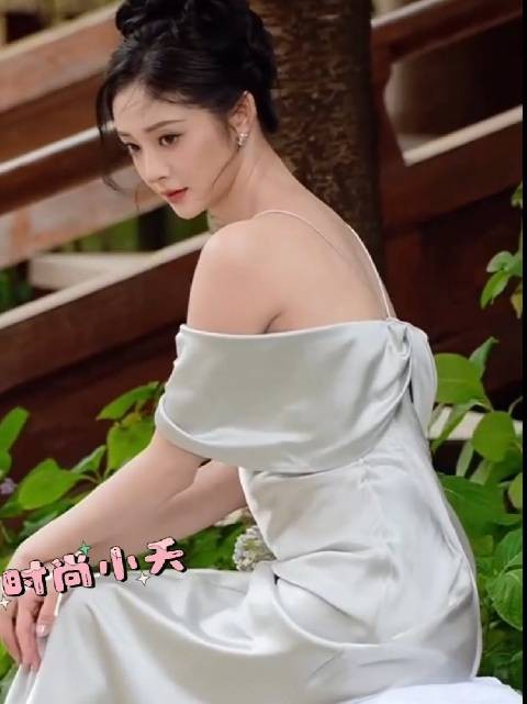 周洁琼~濮院芭莎艺术年度美学盛典 饭拍