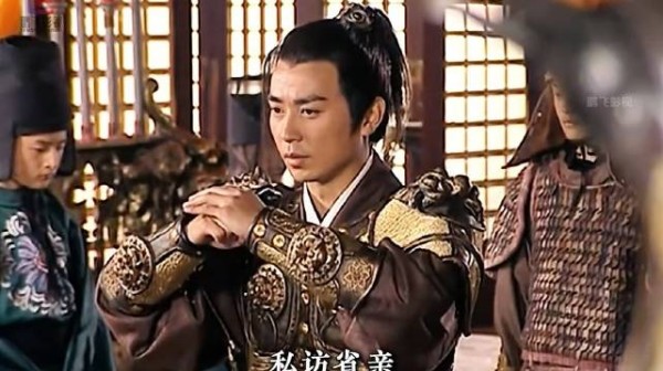 薛仁贵封王返乡,寒窑妻儿终迎转机