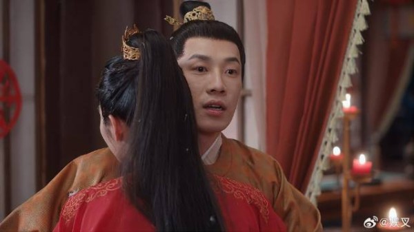 夫人想看下雪，屋里就真的下雪了，五少主太会了