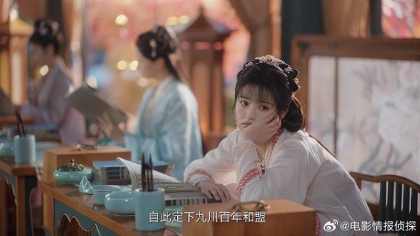 李薇上课打盹,嬷嬷发飙要扣钱,李薇一听傻眼了
