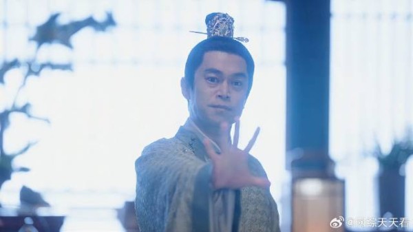 三少主扣除小妾月钱 下秒举动，让小妾盼望他被雷劈死