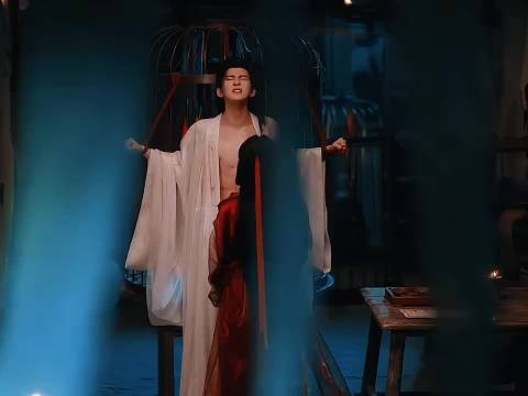 疯批女主拿捏叛逆少将小狗，他逃她追反复拉扯，好带感 女画师 罗予彤