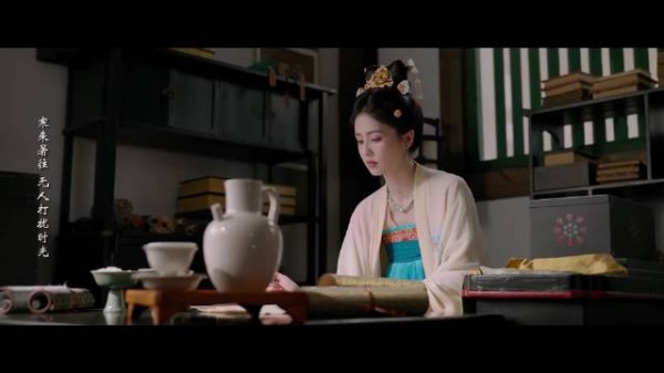 白鹿晒莫离王府日常plog引关注