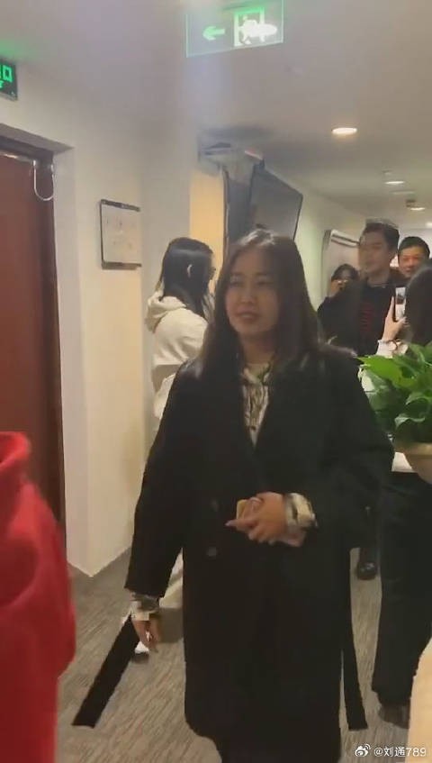 张若昀扫楼,小范大人和王秘书