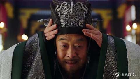 梅执礼前脚叩谢庆帝不杀之恩，后脚庆帝就下令：截杀了他
