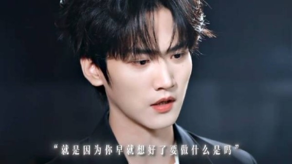 所有人来品鉴柯室这个视频 这个小狼崽也太美味了 260618 工作室更新 .