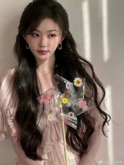 孔雪儿否认说过像鞠婧祎:没有说过,也不存在回应