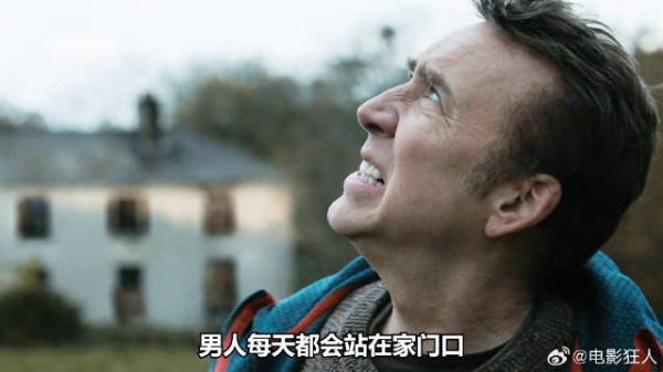 男孩只是晚回家一分钟就遭到家人的责骂男孩也是满