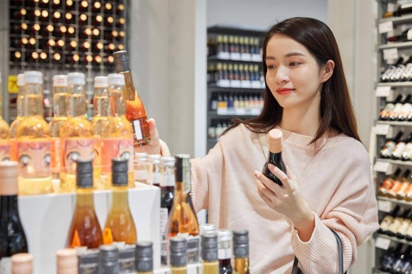 两个都结了婚的男女,要是共享过这三样东西,那关系早就说不清了,离睡到一起也不远了