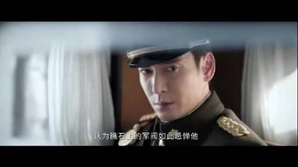 熟悉的九门人物接连亮相，过往故事缓缓铺开，新旧故事线衔接得自然流畅