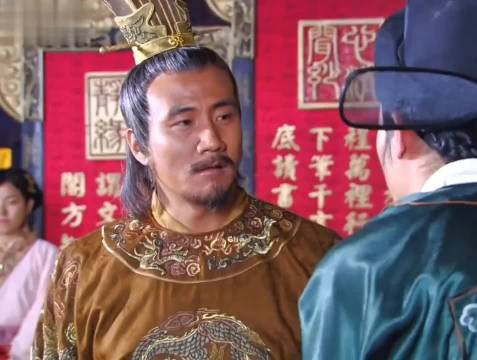 李进给朱元璋提建议,让大臣回顾自查,皇上采纳!