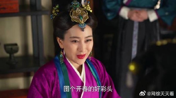 魏夫人拿来上好的狐裘 特地找芈月道谢，芈月秒懂想干啥