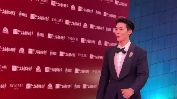 于适闭幕式红毯来了