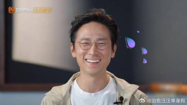 吴千语什么菜都会做，施伯雄打下手秒被嫌弃