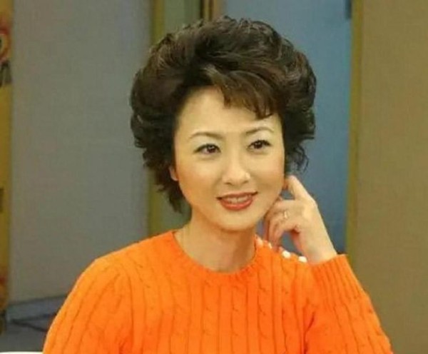 苦恋6年换来丈夫出轨,“大度”原谅还连生2娃,如此卑微图什么