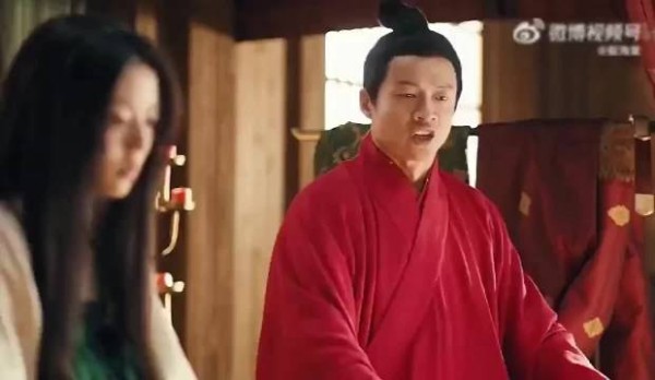 只因女子并非完璧,男子百般苛待,可到最后,自己却深深沦陷动了真心
