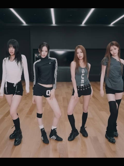 中字 《METRONOME》练习室Moving ver.+260621直拍，又酷又帅！