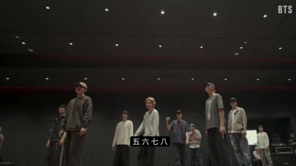 团队练习动作不齐引成员自嘲