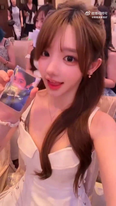 朴灿烈香港签售直球发言引热议