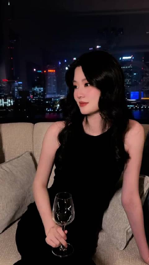 乔欣现在的气质超级贵气！不再有学生气了！超美！
