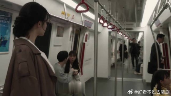 《成何体统》王楚然丞磊 穿书梦醒地铁重逢,悬疑结局引爆真相