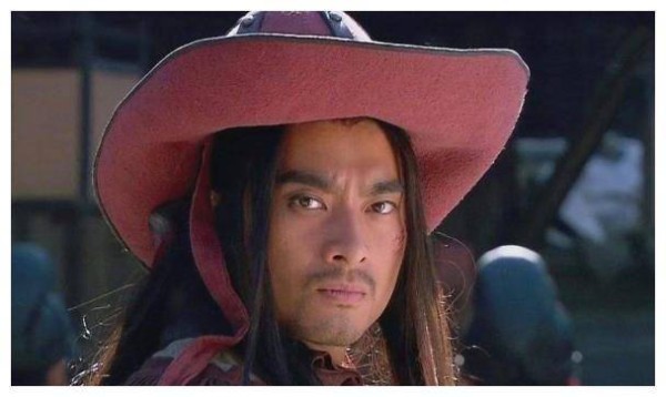 水浒中李逵谁都不怕，就连宋江他都敢撒泼，却为何最怕武松？
