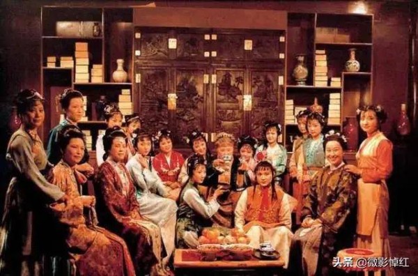 闲话红楼：刘姥姥是非常有趣的乡下老太婆