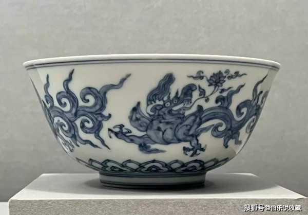 清雅入骨的成窑青花何以成为明代官窑典范