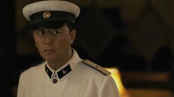 父母爱情被指美化特权，观众反思剧情合理性