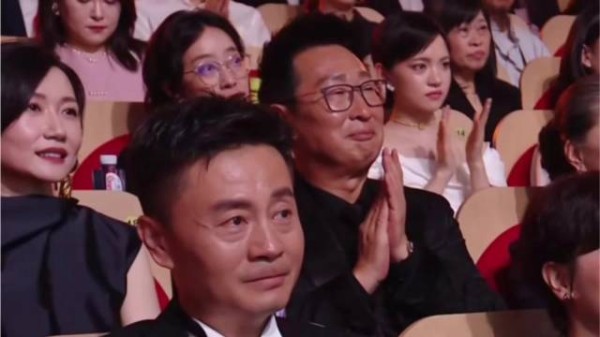 也快哭了！这就是好演员的共情力与感染力！
