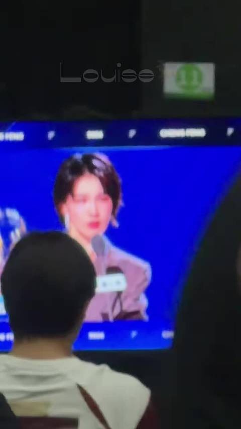 曾沛慈回应获年度总冠军：谢谢你曾沛慈，你辛苦了！