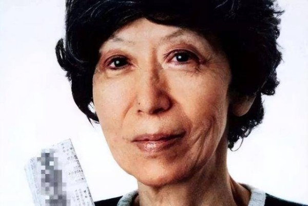 张爱玲去世后，将270万遗产给了朋友，却不给亲弟一分钱，为何？