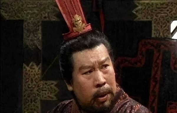 张绣麾下有两大猛将,难怪宛城一战,杀掉典韦在内的曹操3员大将