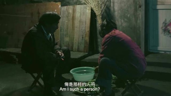 电影《喜丧》揭露养老困境,女儿含泪质问病母生死