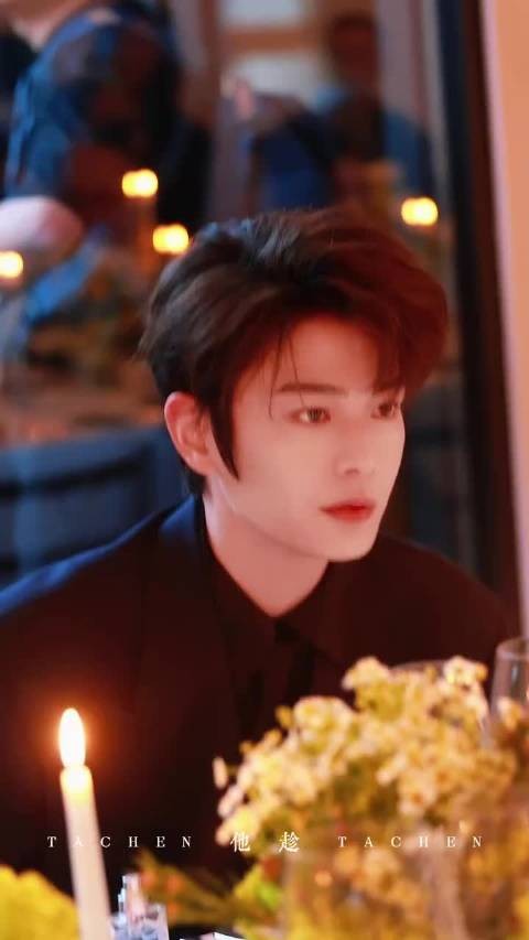 丁禹兮生日礼盒含水晶手链赠粉丝
