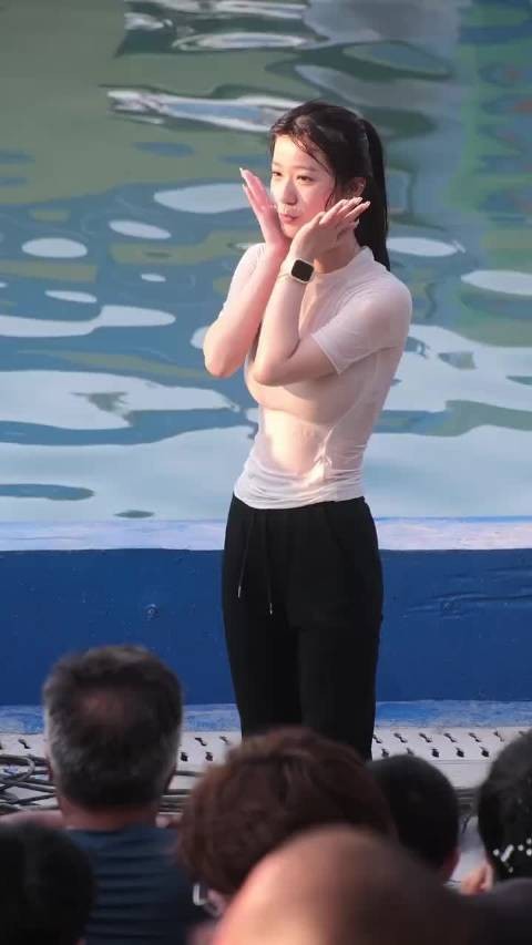 你永远会为自信的女孩着迷