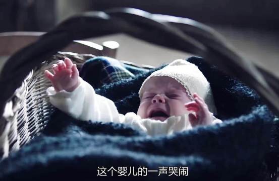 少女目睹好友溺亡后见吹玻璃人幻象，揭小镇冤魂复仇秘密